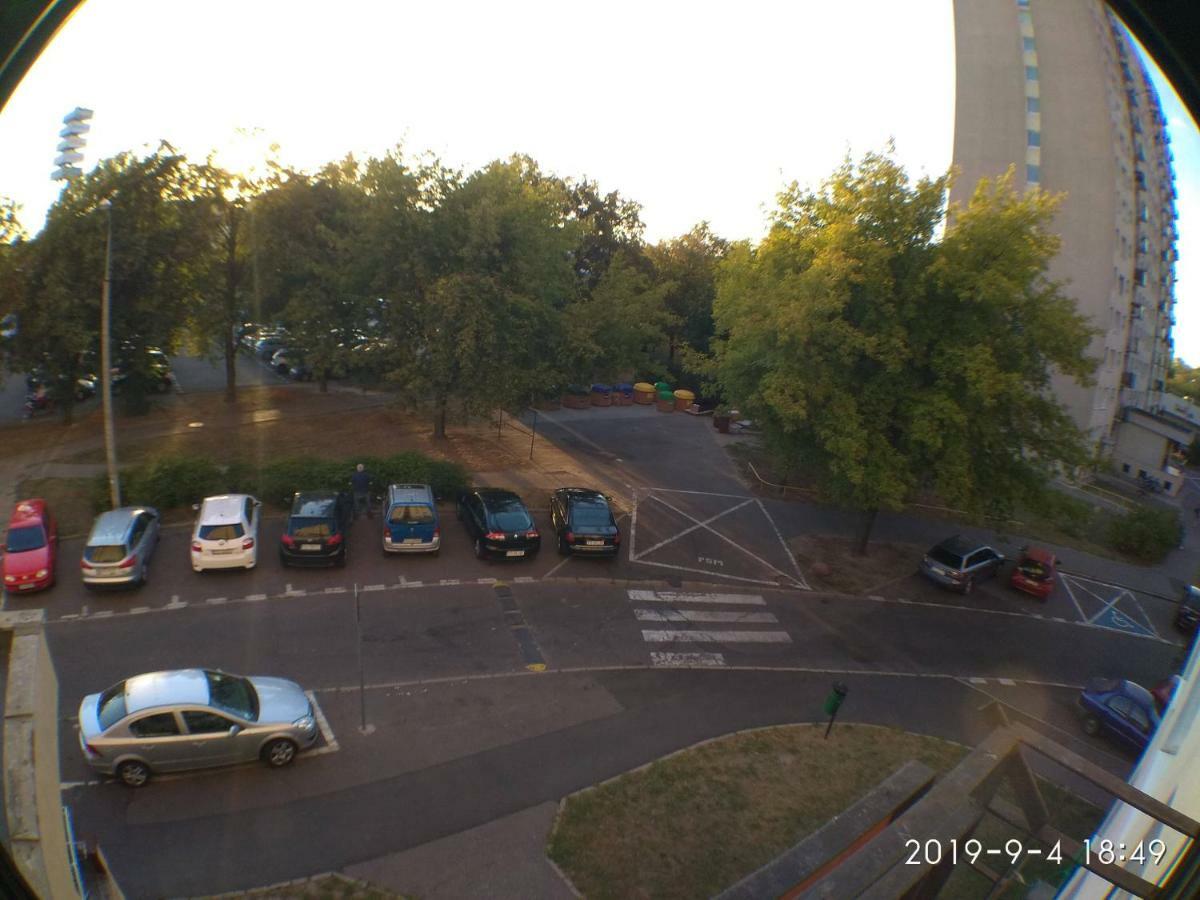 2020 Zwyciestwa 18 - Mieszkanie / Kawalerka / Studio Poznan Exterior foto