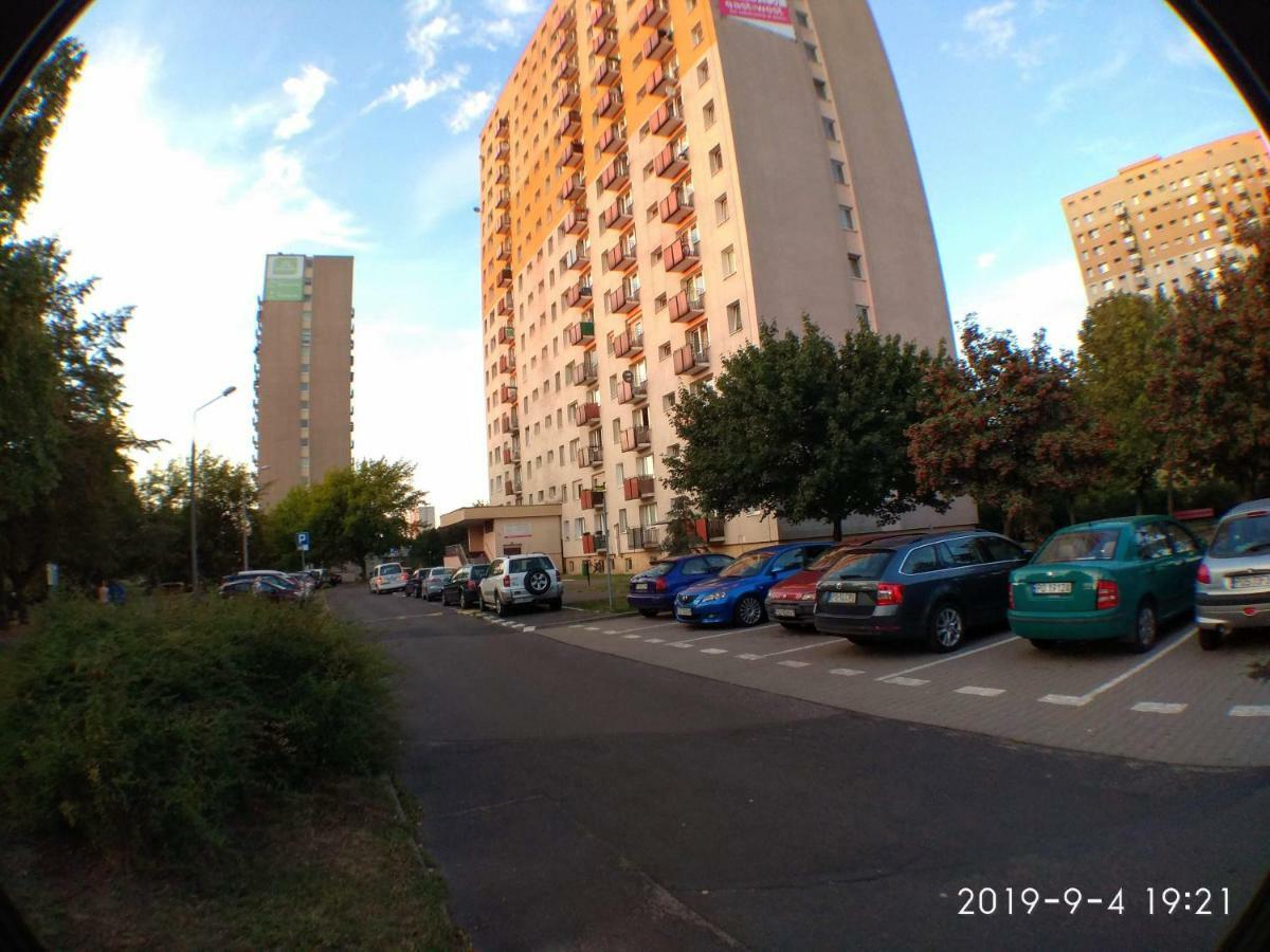 2020 Zwyciestwa 18 - Mieszkanie / Kawalerka / Studio Poznan Exterior foto